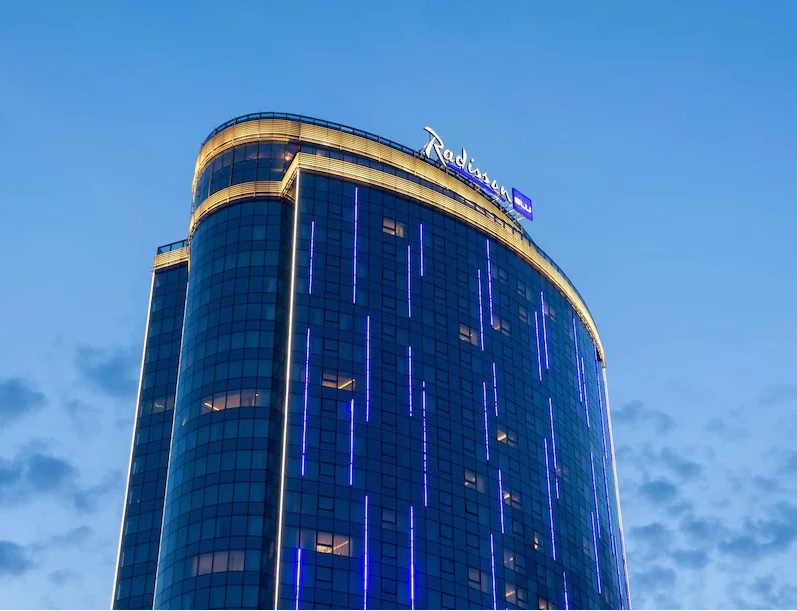 Логотип Radisson Blu Olympiyskiy Hotel