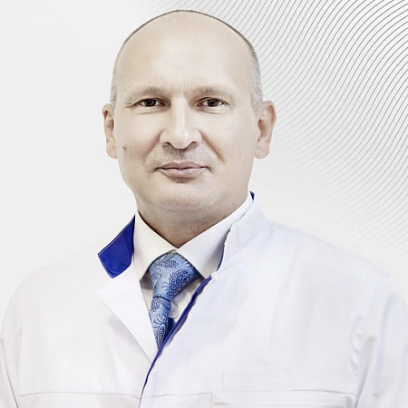Акушер-гинеколог Навроцкий Виктор Заведующий родильным отделением, клиника EMC