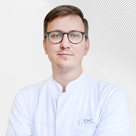 Травматолог-ортопед Андреев Павел  , клиника EMC