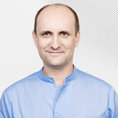 Стоматолог-терапевт, Стоматолог Маликов Александр , клиника EMC