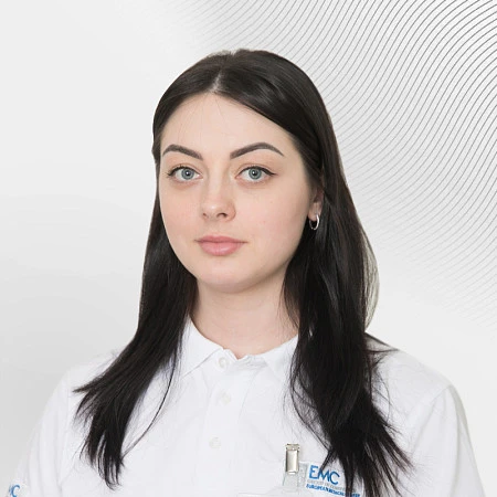 Инструктор по лечебной физкультуре Кошелева Мирослава , клиника EMC