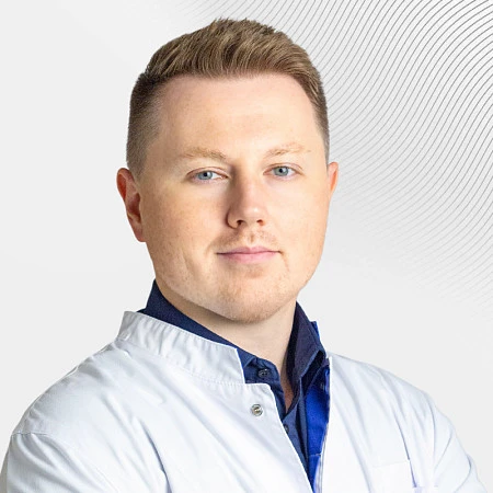 Офтальмолог Аржуханов Дмитрий , клиника EMC