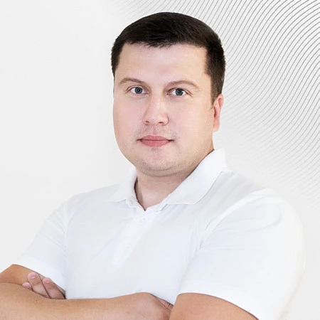 Инструктор по лечебной физкультуре Богатырев Дмитрий  , клиника EMC