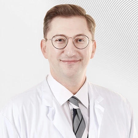 Нейрохирург Кивелёв Юрий , клиника EMC