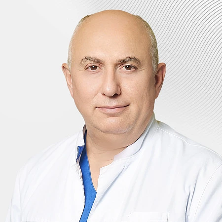 Офтальмолог Элиас Раид Руководитель Офтальмологической клиники ЕМС, клиника EMC