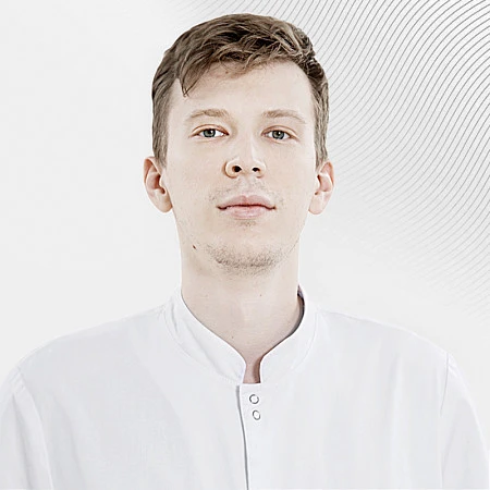 Инструктор по лечебной физкультуре Шагаев Павел , клиника EMC