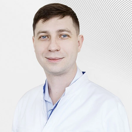 Терапевт Курбанов Артем , клиника EMC
